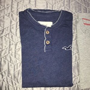 3 Hollister t shirts all Large